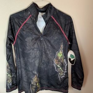 Mossy Oak Women’s Pink Camo Pull over hunting shirt